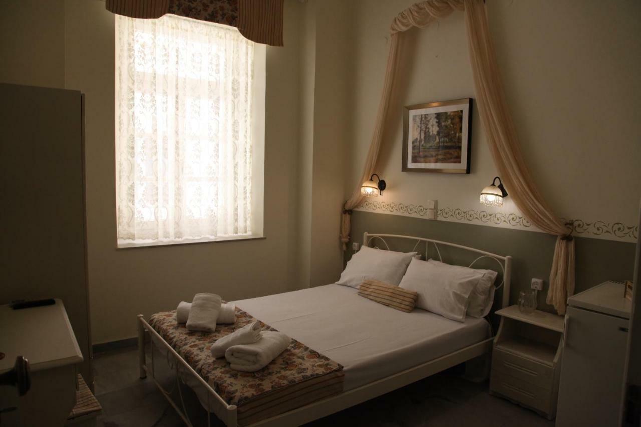 Fiera Guesthouse Ermoupoli Dış mekan fotoğraf