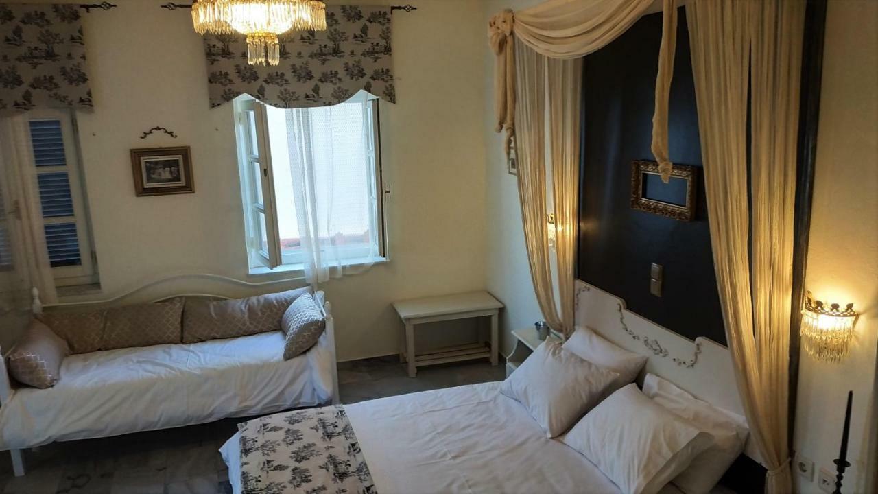 Fiera Guesthouse Ermoupoli Dış mekan fotoğraf