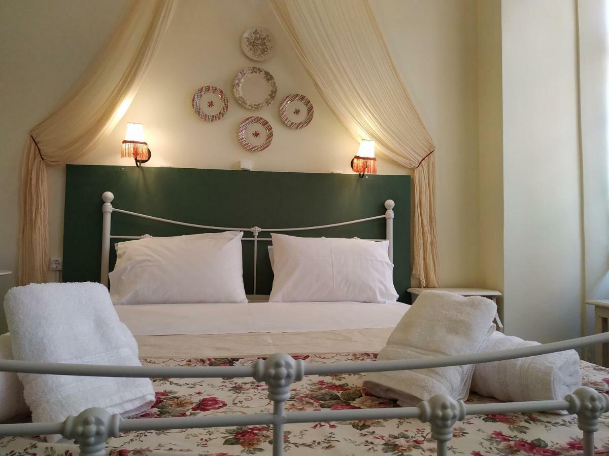 Fiera Guesthouse Ermoupoli Dış mekan fotoğraf