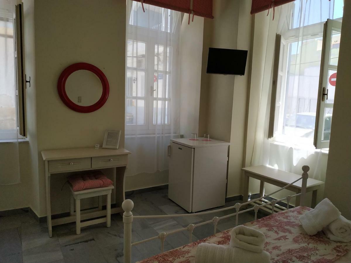 Fiera Guesthouse Ermoupoli Dış mekan fotoğraf